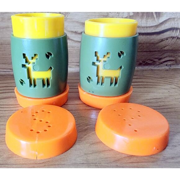 Vintage St. Labre Indian School Ashland Montana Salt & Pepper Shakers Plastic - Picture 10 of 13